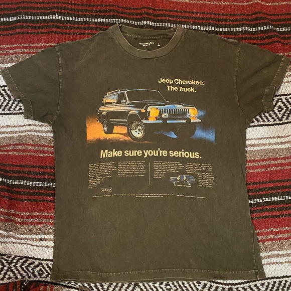 Abercrombie & Fitch Other - Abercrombie and Fitch Jeep Cherokee Soft AF tee size Large